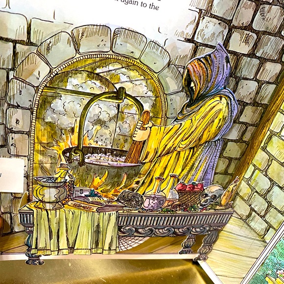 SNOW WHITE AND THE SEVEN DWARFS HARDCOVER COLORFUL POP UP BOOK VTG 90’s - Picture 12 of 16